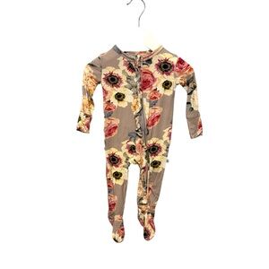 ⭐️ 5/$30 Posh Peanut Kids Bamboo Zip Sleeper size 3-6 Months